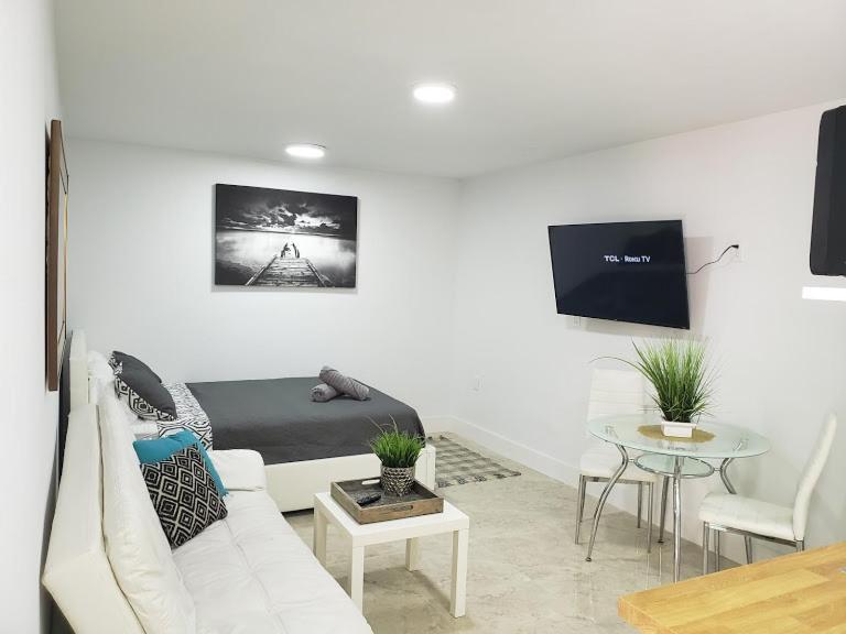 Apts With Backyard Near Fort Lauderdale Beach, Nightlife, Cruise Port, Airport Exterior photo